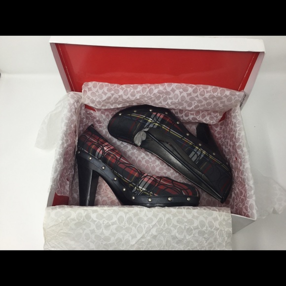 Coach Plaid Heels - Picture 2 of 7